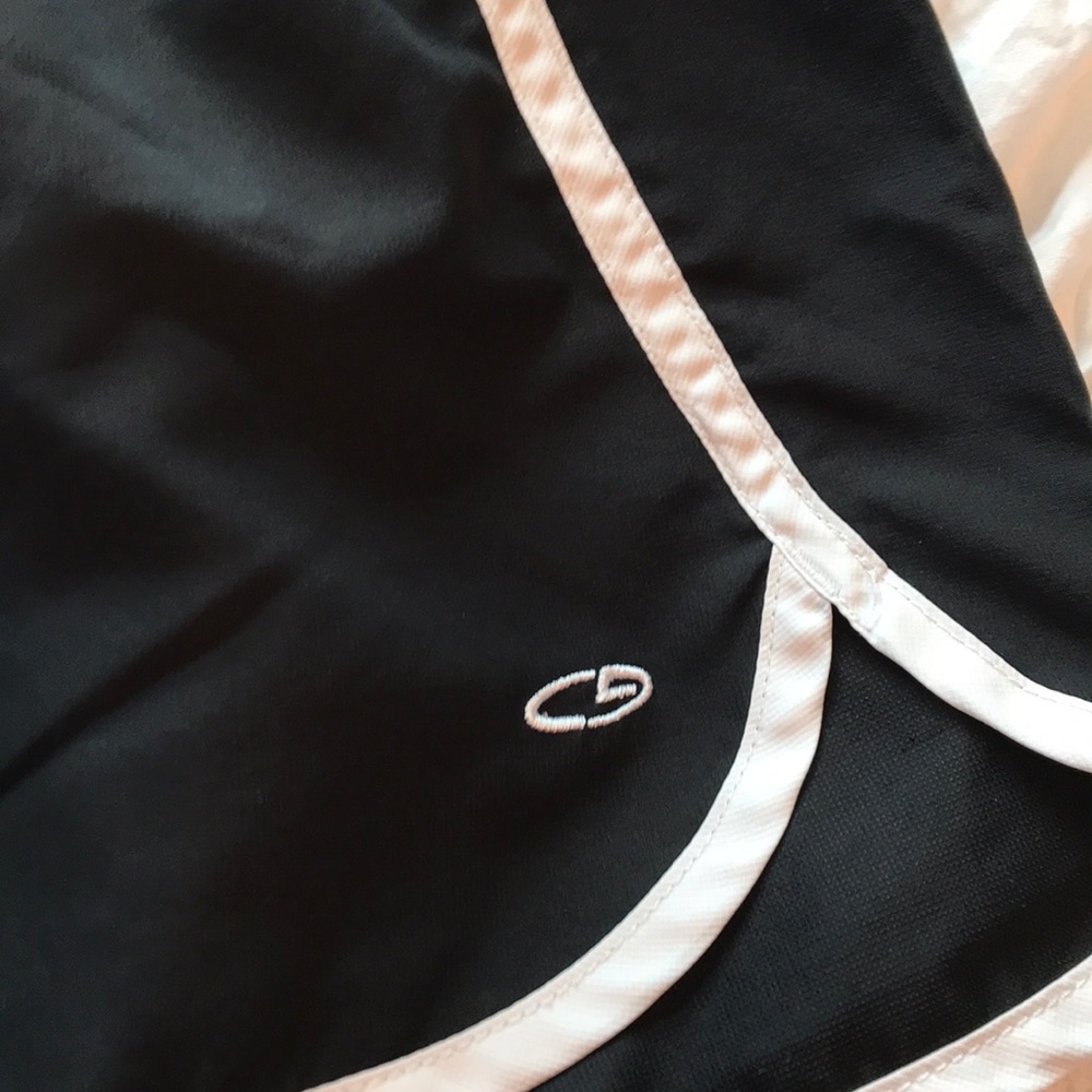 Champion Active Wear Shorts - Picture 2 of 4